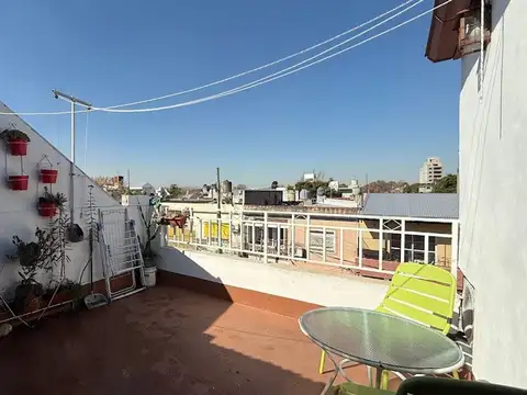 Depto Tipo Casa en Venta de 4 ambientes