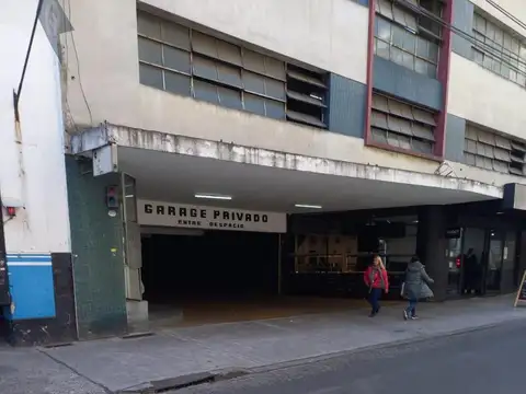 Cochera en venta - 10Mts2 - Recoleta