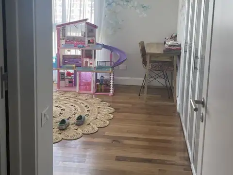 Departamento en Venta con 3 cocheras