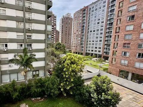 3 AMB 2 BAÑOS 1C/ ESTACIÓN /AV. Y 4 C/ LIBERTADOR