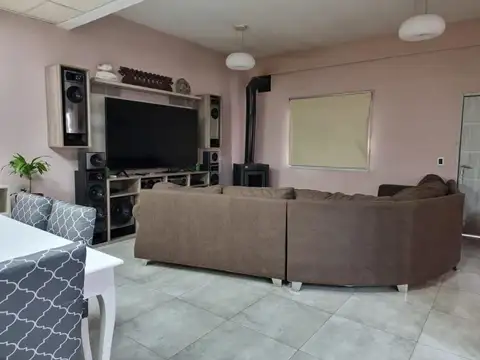 Casa Monoambiente con 2 baños