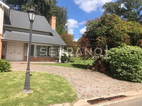 JHO. Venta casa Apto credito 4 ambientes cercana a la seguridad del barrio gran parque.