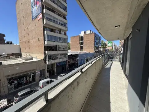 DOS DORMITORIOS EN LOURDES