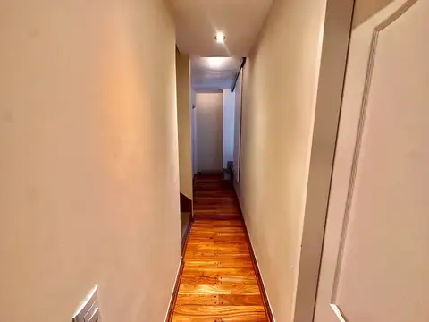 Venta ph 4 ambientes con altillo, patio y parrilla