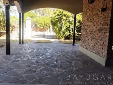 Casa en Venta en Bahia Blanca, USD 170.000