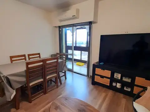 DEPARTAMENTO Edificio CADU, Zárate. 2 Dormitorios. Muy Buen Estado.