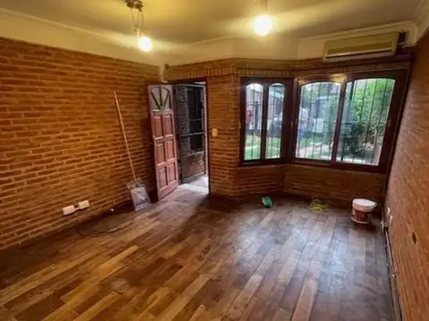 Depto Tipo Casa en Venta de 4 dormitorios