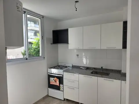 Departamento en Alquiler con 1 cocheras