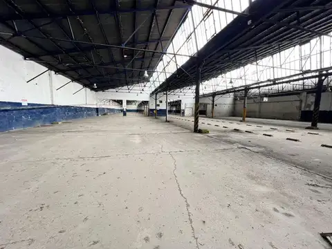 Galpon en Venta en Valentin Alsina, USD 1.375.000