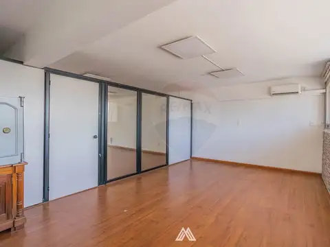 Oficina en Venta en Ciudad Vieja, USD 72.000