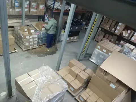 Galpon en Venta 9  mts Frente