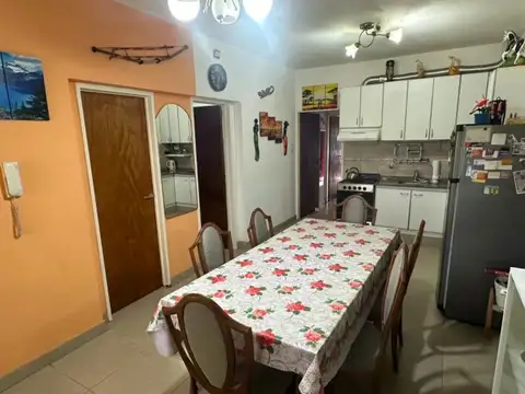 Depto Tipo Casa en Venta de 4 ambientes