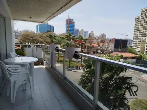 Departamento en Venta de 6 ambientes