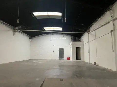 Galpon en Alquiler A Estrenar