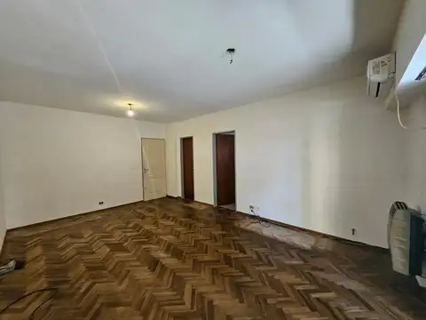 Departamento en Alquiler con 1 cochera