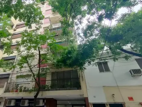 Yapeyú 0 Departamento 3 Ambientes en Almagro con Balcón al frente