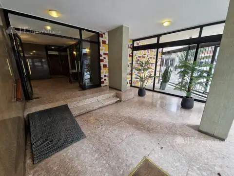 Departamento de 2 ambientes en Barrio Norte. En Alquiler