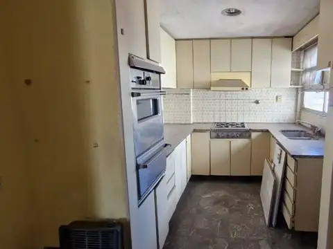 Depto Tipo Casa en Venta 32 años