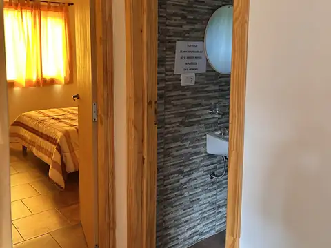 Casa 6 ambientes con 2 baños