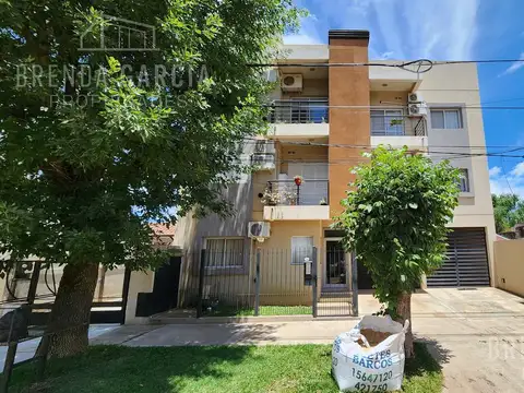 Departamento En Venta Segundo Piso - Zona Termas - Colón Entre Rios