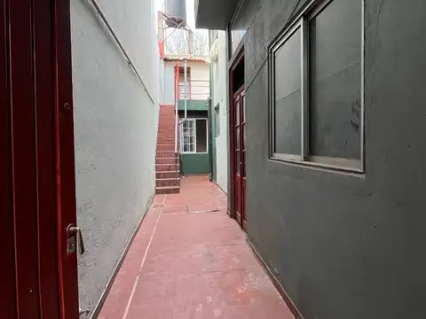 Depto Tipo Casa en Venta 70 años