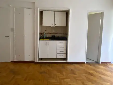 Tucuman 1700, Piso 2