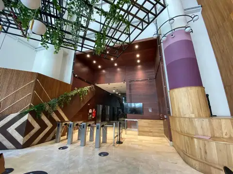 Oficina Monoambiente con 8 baños