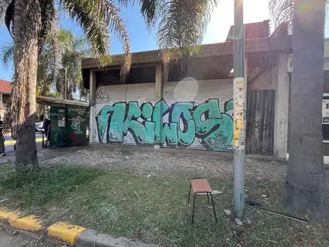 Local en Venta 53 años