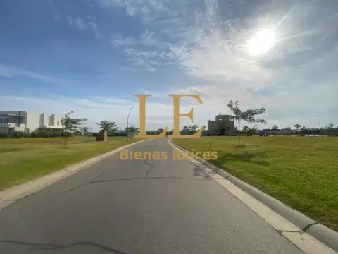 Venta Lote Puertos del Lago, Riberas.