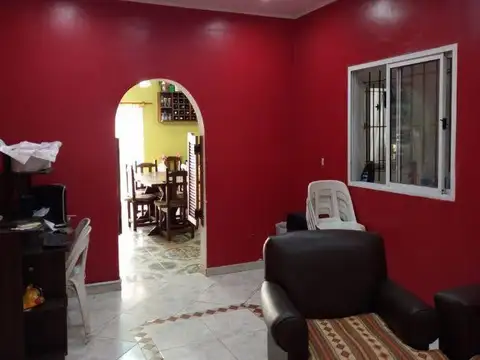 Casa en Venta con 1 cochera