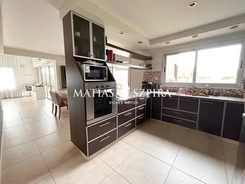 Casa - Venta - Argentina, General Rodríguez - Colectora Norte Acceso Oeste Km 47