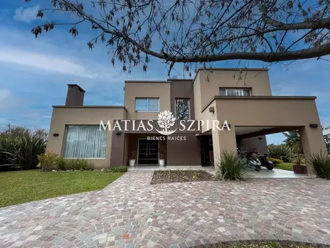 Casa - Venta - Argentina, General Rodríguez - Colectora Norte Acceso Oeste Km 47