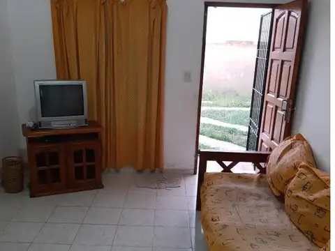 Depto Tipo Casa en Alquiler Temporal con 1 cocheras