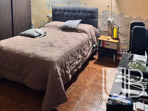 Casa con Departamento o Quincho 