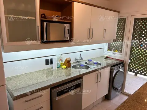 Departamento 3 ambientes con 2 baños