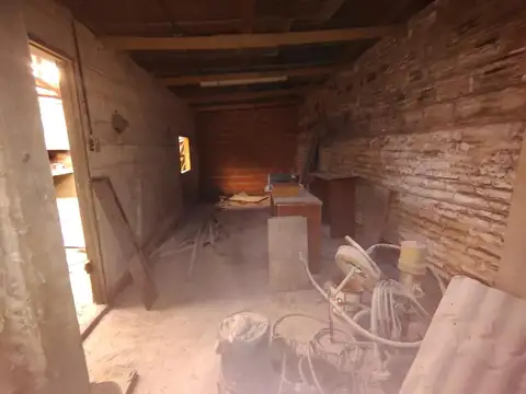 Galpon en Alquiler 1  mts Frente