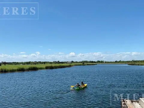 Terreno en Venta en El Naudir, USD 145.000