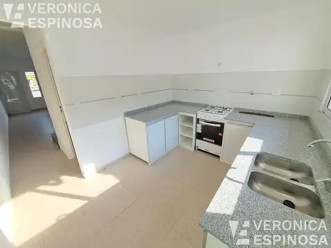 Depto Tipo Casa en Venta con 1 cocheras