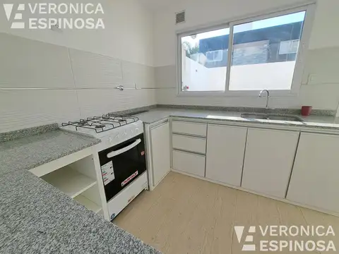 Depto Tipo Casa 3 ambientes con 1 baño