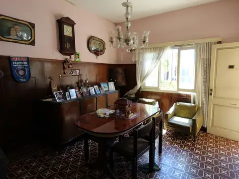 Depto Tipo Casa en Venta con 1 cocheras