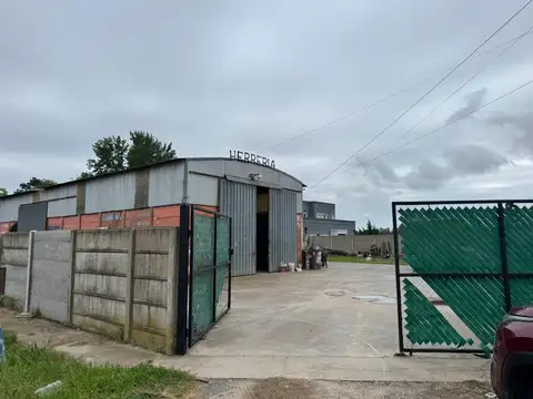 GALPON EN VENTA EN ACCESO A BRANDSEN SOBRE RUTA 215 - LOTE 674 m2 164 m2 CUBIERTOS  BAÑO Y OFICINA