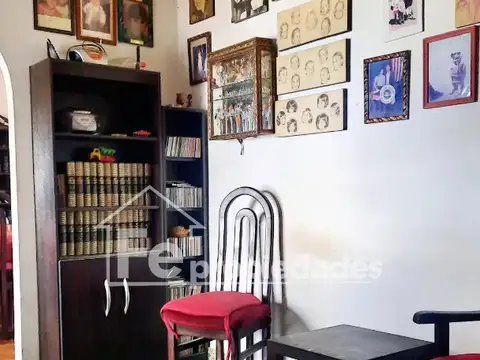 Depto Tipo Casa en Venta de 6 ambientes