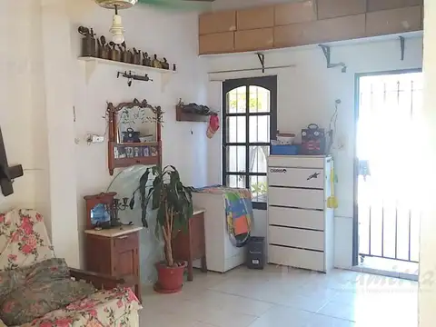 Casa 2 Ambientes En Venta - Francisco Alvarez, Moreno