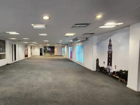 Oficina en Alquiler al Norte