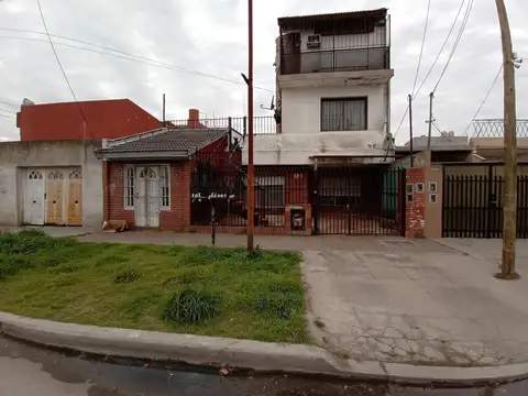 Casa  en venta en Gregorio De Laferrere