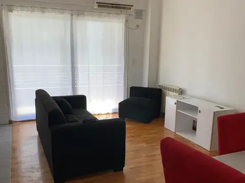 Av Directorio 900, Piso 4