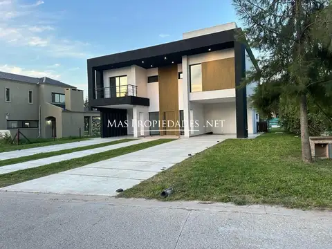 Venta Casa El Principado 3 dormitorios Canning 100