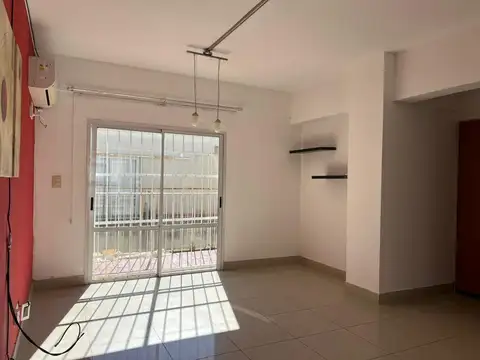 DEPTO 3 AMB 3 BALCONES LUZ COCHERA PQUE PATRICIOS