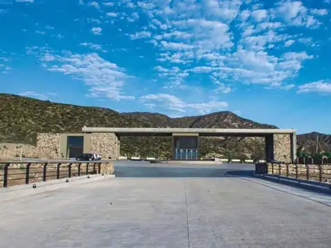 Terreno en Venta en El Challao, USD 55.000