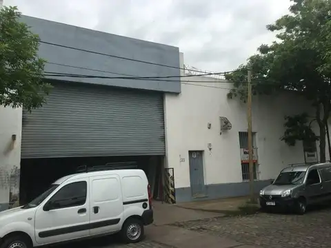 Excelente Depósito Industrial en San Fernando